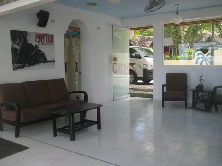Beachcomber Resort Balabag  Exterior photo